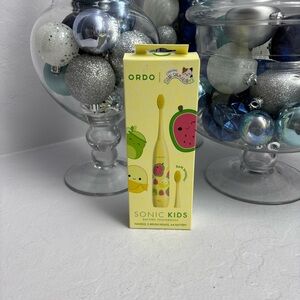ORDO Sonic Kids Battery Toothbrush - Squishmallows Samir- Yellow New In Box